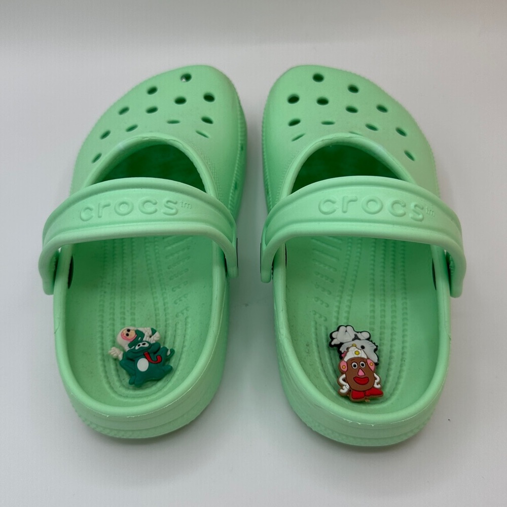 Crocs - Picture 4 of 7